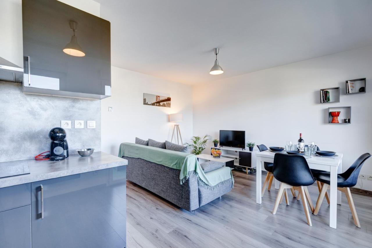 Viva Leman- Hypercentre - Vue Panoramique- Parking - Wifi Apartment Thonon-les-Bains Exterior photo