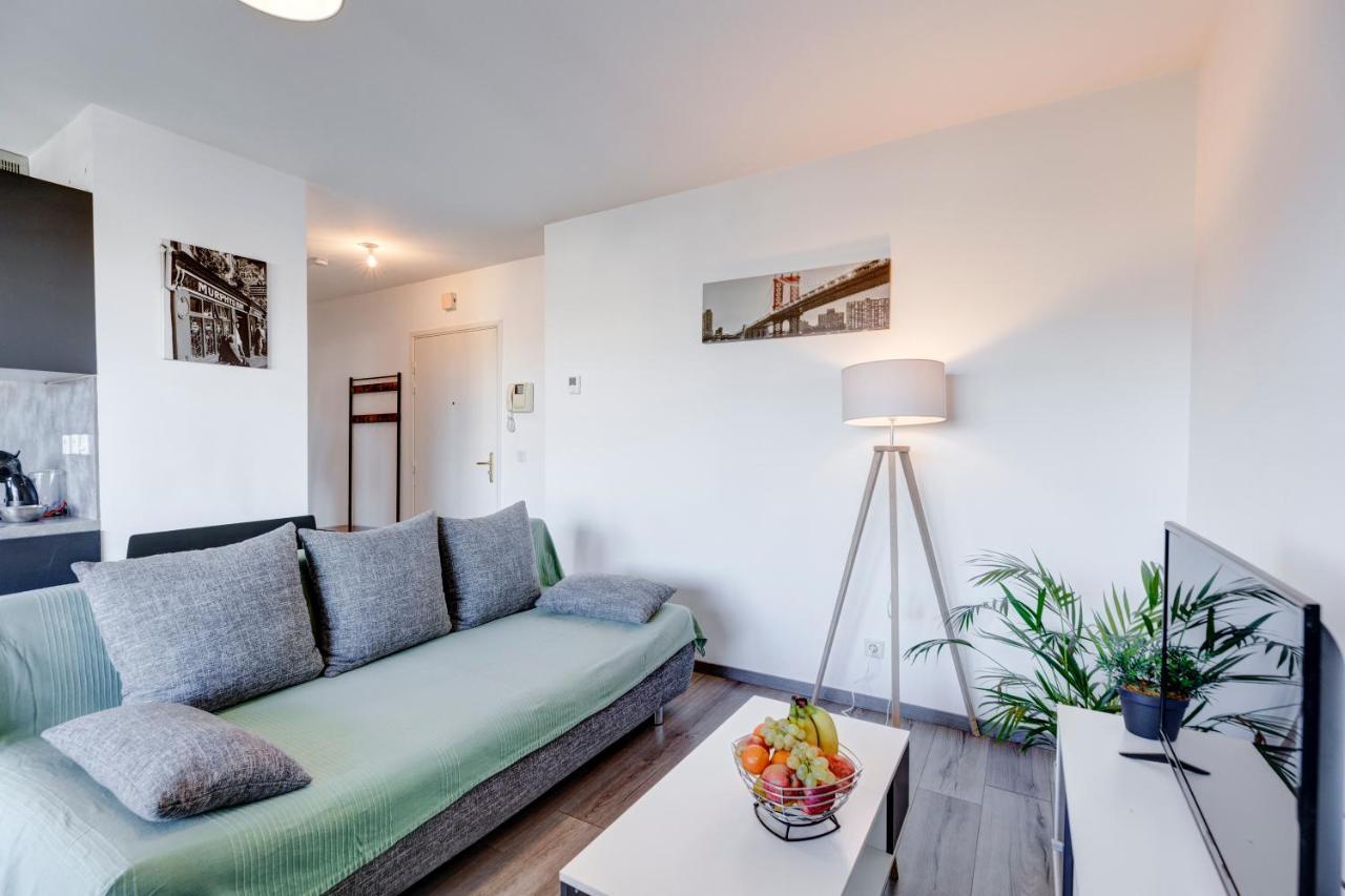 Viva Leman- Hypercentre - Vue Panoramique- Parking - Wifi Apartment Thonon-les-Bains Exterior photo